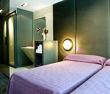 Hotel Ciutat Igualada Quarto foto